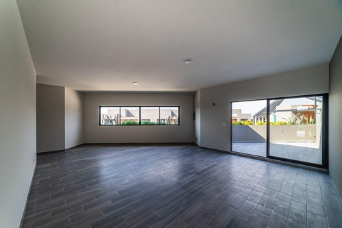 Imagen 26 de 26 de Casa En Zibata. 3 Recamaras. Paneles Solares En Areas Comunes Y Vialidades. Exclusividad. Excelente Arquitectura. Plusvalia De Mas 15%. Pregunta Por Los Esquemas De Pagos Y Descuentos
