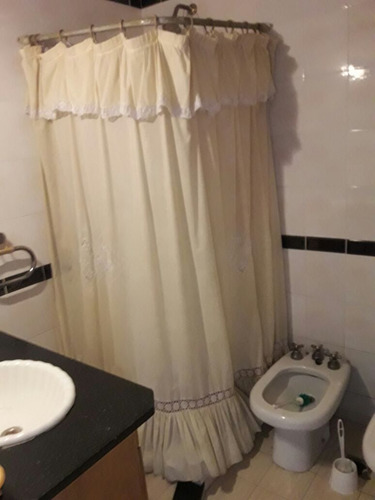 Prensa Argentina 1660 - Casa De 4 Ambientes En Venta