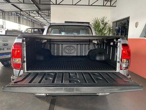 Imagem 7 de 10 de Toyota Hilux 2.8 D-4d Turbo Cd Srv 4x4 2021