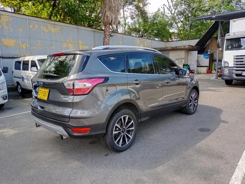 Ford Escape 2.0 Titanium