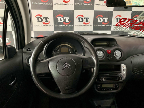 Citroën C3 1.4 8v Exclusive Flex 5p