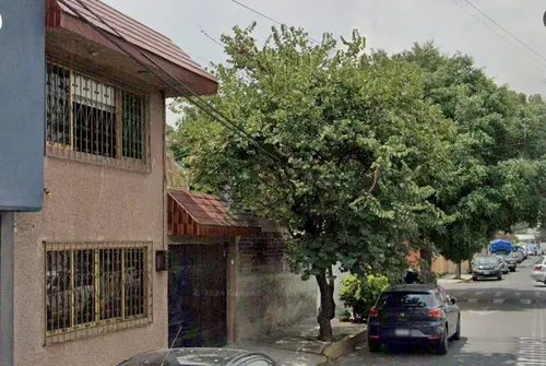Casa En Remate Bancario En Iztapalapa, Cdmx. Mm