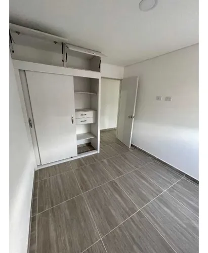 Vende Apartamento En Ríonegro 72 Metros Con Parqueadero U/cerrada Ch