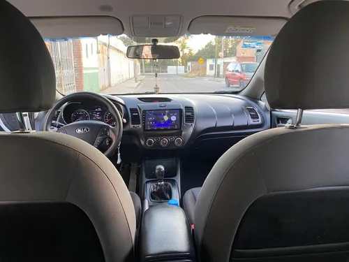 Kia Forte 2.0 Ex Mt