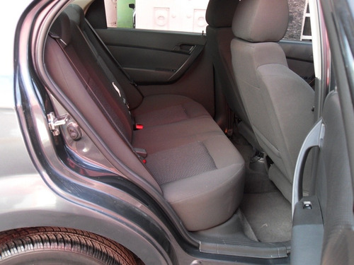 Imagen 11 de 15 de Chevrolet Aveo 1.6 Lt Mt Sedán 2016