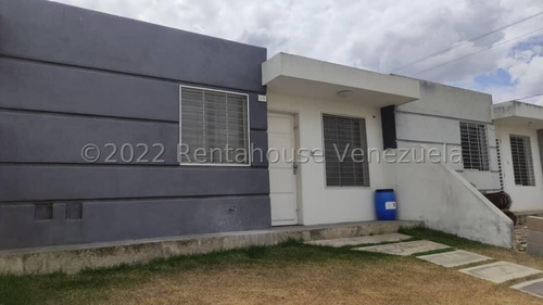 Imagen 4 de 30 de Casa En Venta En Avenida Intercomunal De Cabudare Lara 0.4.2.4.5.9.3.7.5.4.2/ Rent-a-house Mls Código: 22-20972