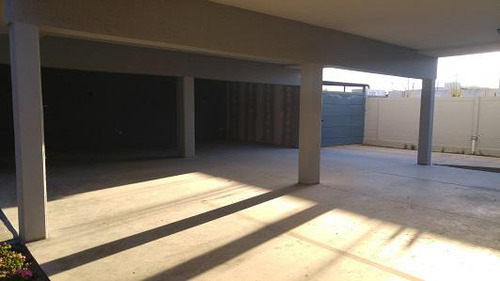 Cochera - Barrio Ilolay