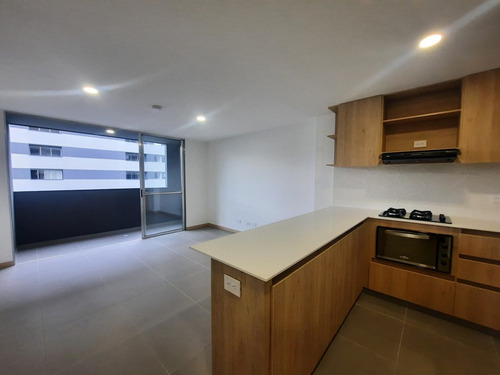 Apartamento En Arriendo Ubicado En Medellin Sector Sante Fe (24138).