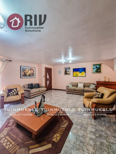 Venta - Quinta En Alto Prado. Estado Miranda.