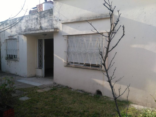 Casa Para 2 Familias En Venta En Wilde Oeste