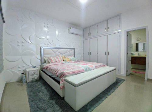 Imagen 8 de 15 de En Venta Moderna Casa En El Trigal. Cod: Rs-244