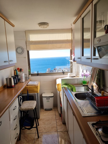 Excelente Ubicación En Recreo Centro, Vista Al Mar, Sol.