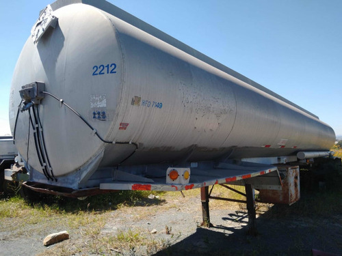 Imagen 1 de 13 de Tanque Semiremolque De Combustible Marca Custom Trailer Inc