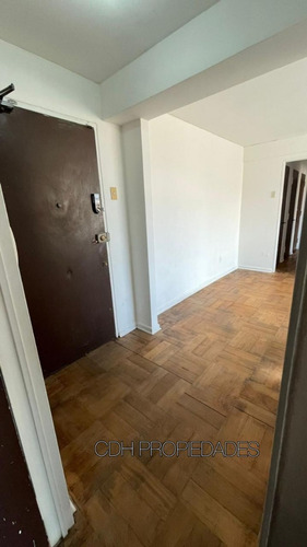 En Venta Depto Providencia. Frente A Metro Leones. 3d-2b