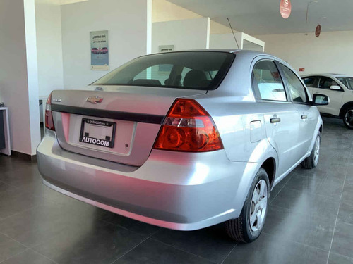 Imagen 5 de 15 de Chevrolet Aveo 2015 4p Ls L4/1.6 Aut