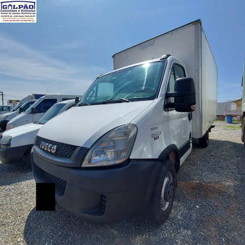 Iveco Daily 35s14 Baú Carga Seca || Chapeado || - 2014