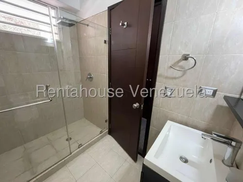 Apartamento En Lomas Del Sol