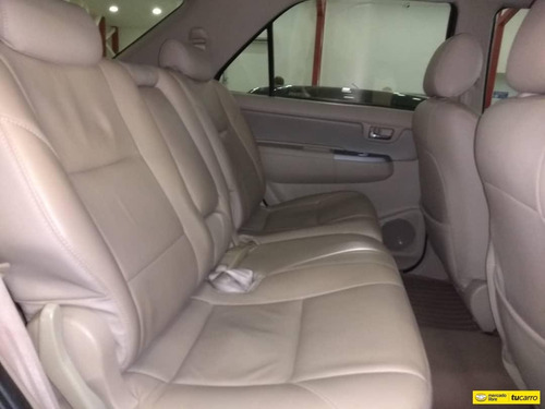 Toyota Fortuner Sr5 4x4