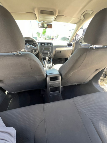 Volkswagen Jetta 2.5 Comfortline At