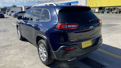 Imagen 10 de 23 de Jeep Cherokee 2016