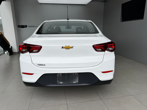 Chevrolet Onix 4p LS L3/1.0/T Aut