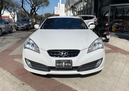 Hyundai Genesis 2.0 Coupe T 2011