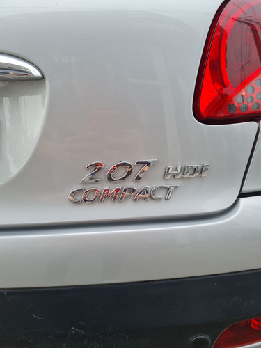 Peugeot 207 1.4 Sedan Hdi Xt