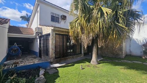 Venta De Casa 3 Ambientes En San Antonio De Padua. Apta Credito.