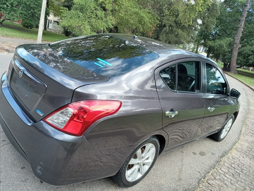 Nissan Versa 1.6 Exclusive Navi At 2017