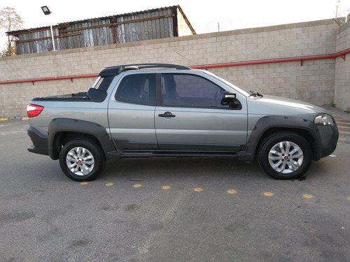 Imagen 9 de 15 de Fiat Strada Adventure Adventure Locker