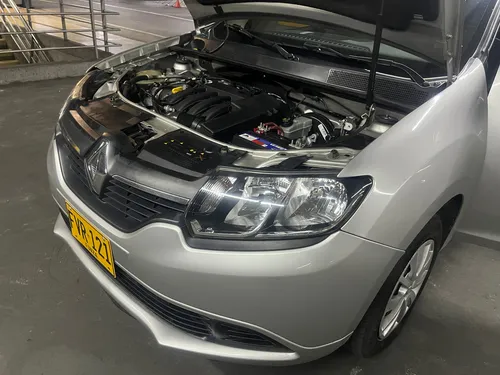 Renault Logan 1.6 Expression / Life + 16v automatico
