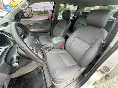 Toyota Hilux CD SRV D4-D 4x4 3.0 TDI Diesel Aut