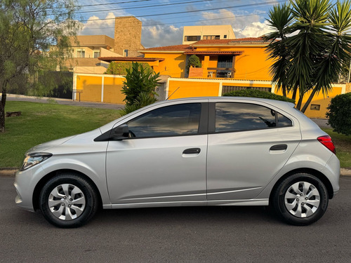 Chevrolet Onix 1.0 Joy 5p