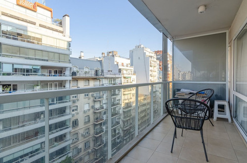 Alquiler 2 Ambientes Piso Alto Recoleta Frente