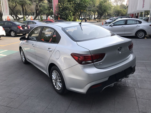 Imagen 8 de 15 de Kia Rio 2019 1.6 Sedan Lx At