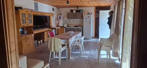 Cipolletti Vende Quincho/ Dpto C/ Pileta