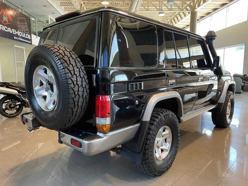 Imagen 6 de 7 de Toyota Machito Land Cruiser