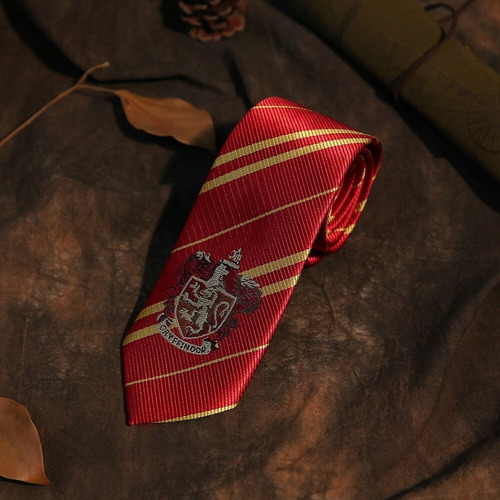 Imagen 3 de 6 de Corbatas Harry Potter | Gryffindor / Hufflepuff / Slytherin
