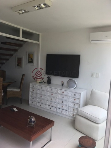 Luminoso Duplex En Venta En Complejo Arcobaleno Con Vista A La Isla Gorriti- Ref: 2559