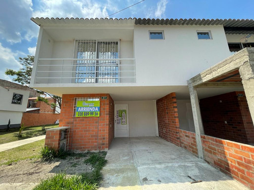 Casa En Venta En Jamundí Urbanización Verdi. Cod 111218