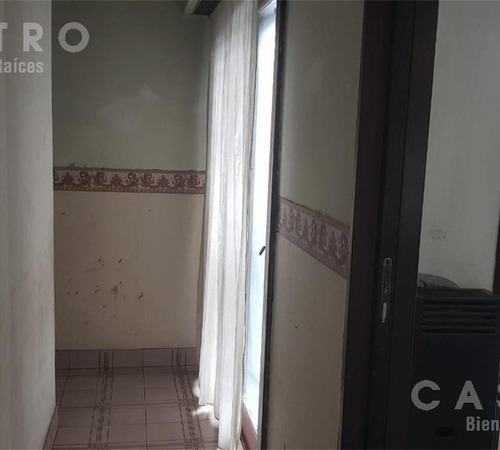 Imagen 19 de 30 de Venta - Casa Con Locales - Libertad