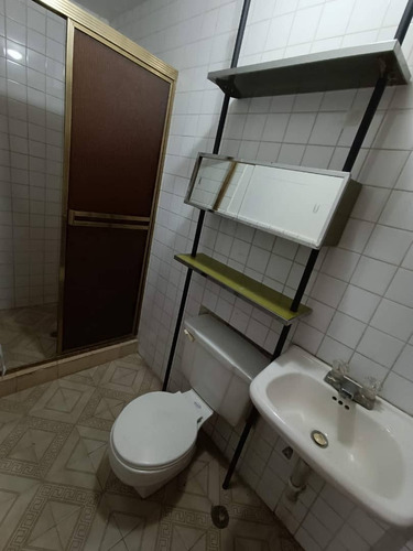 Anexo En Alquiler, Uso Comercial, Urbanizacion Horizonte