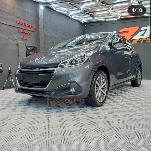 Peugeot 208 1.6 Feline