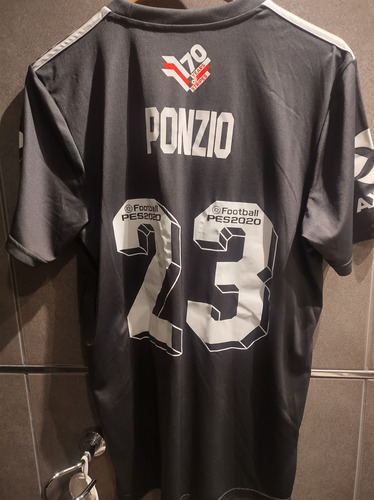 Camiseta River Plate Adidas 70 Años 3 Stripes 23 Ponzio (Usado)