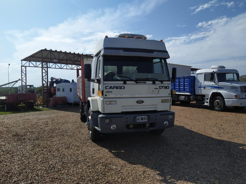 Ford Cargo 1730 Cabina Dormitorio