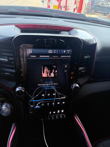 Techo Panorámico, 4x4, Pantalla Táctil, Mandos En El Timón
