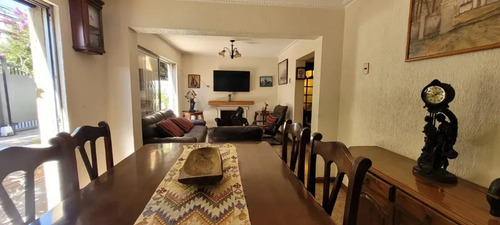 Espectacular Casa Familiar En Av. Echeñique Amplitud, Comoda