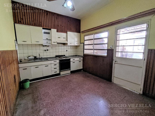 Imagen 2 de 17 de Casa De 2 Dormitorios En Venta En - Azcuenaga