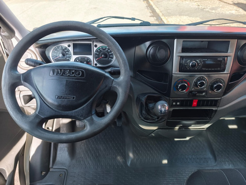 Iveco Daily 35s14 Ano 2013 Carroceria - Covelp Americana