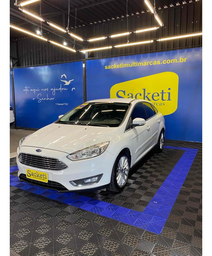 Ford Focus 2.0 TITANIUM FASTBACK 16V FLEX 4P POWERSHIFT